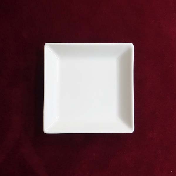 my051-かく小皿ホワイト